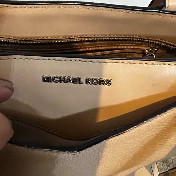 MICHAEL KORS Whitney - Picture 3 of 7